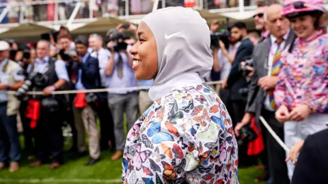 Khadijah Mellah: The Trailblazing British Muslim Female Jockey Making Waves in Horse Racing