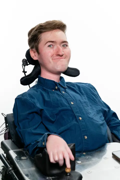 Paralympic Champion Ben Fox Advocates for Disability Education Amid School Unit Closure