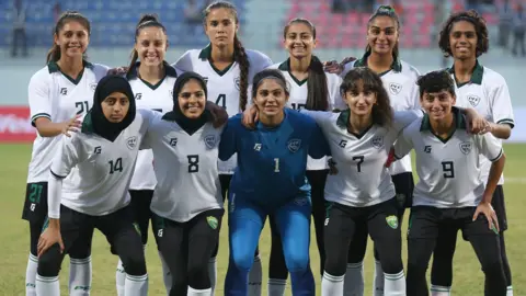 British-Pakistani Footballers Lead Revival of Women’s Soccer in Pakistan: Grassroots Growth & Cross-Border Collaboration
