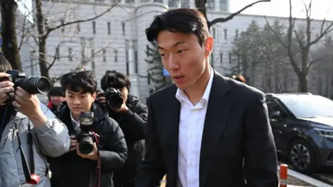 South Korean Football Star Hwang Ui-jo Receives Suspended Sentence for Illicit Filming