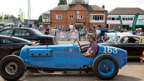 Tragic Incident at Donington Park: Julian Grimwade Dies in Vintage Motorsport Festival Crash