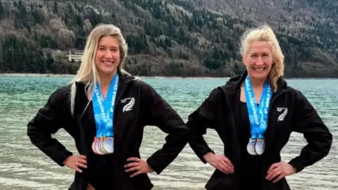 Frozen Ferns Dominate at World Ice Swimming Championships